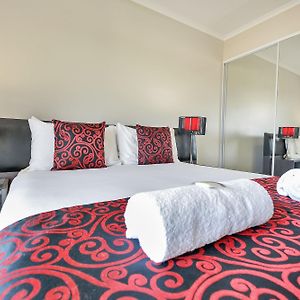 Executive One-Bedroom Apartment